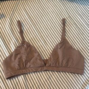 SKIMS brown triangle bralette!